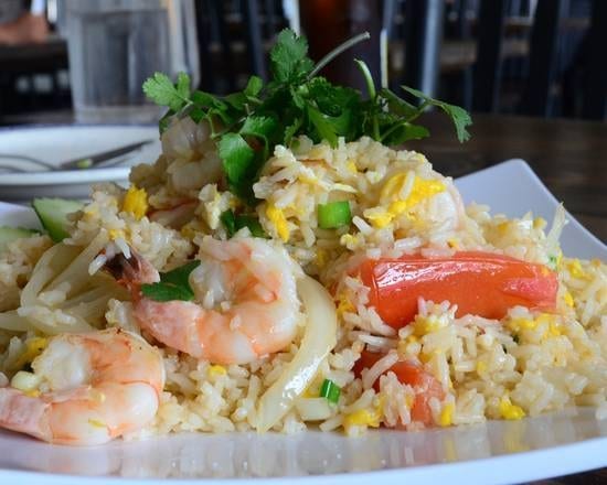 Fried Rice ข้าวผัด.