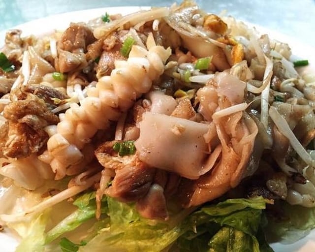 Kua Kai Noodle ก๋วยเตี๋ยวคั่วไก่.