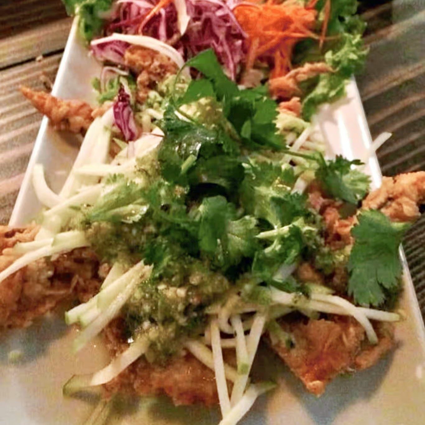Soft Shell Crab Salad ยำปูนิ่ม.