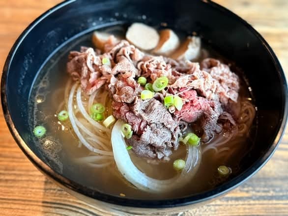 Pho เฝอ.