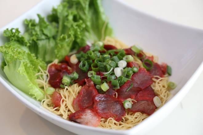Egg Noodle BBQ Pork บะหมี่หมูแดง.