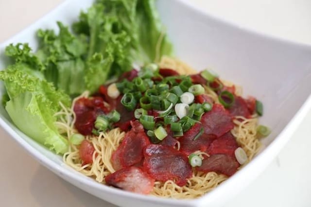 Egg Noodle BBQ Pork บะหมี่หมูแดง.