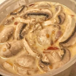Tom Kha Noodle (Coconut Soup Noodle) ก๋วยเตี๋ยวข่า