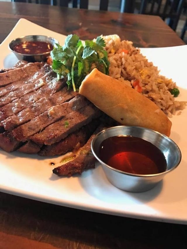 Grilled Beef Combination คอมโบ-เนื้อย่าง.