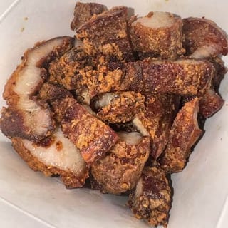 Fried Pork Belly หมูสามชั้นทอด