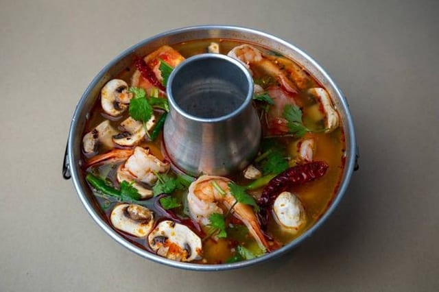 Tom Yum Soup ต้มยำ.